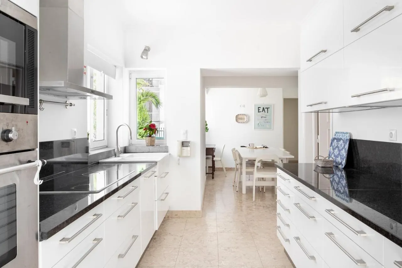 Altido Exclusive Villa With Terrace And Swimming Pool Lisboa